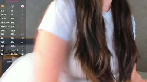 Snapshot of flirtykitty_ chatting on 03-29-26, 12:10 Emely online show from 03-29-26, 12:10