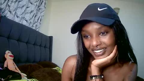 sheery online show from 01-25-25, 01:52