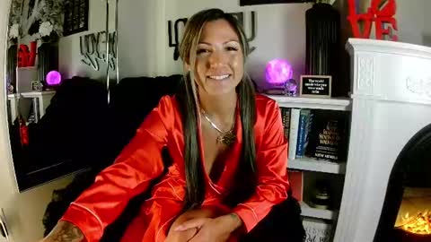 Snapshot of flobella chatting on 07-14-26, 02:05 Flobella online show from 07-14-26, 02:05