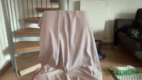 Snapshot of flohotsexy33 chatting on 04-13-26, 05:29 flohotsexy33 online show from 04-13-26, 05:29