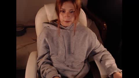 Snapshot of flor3citarockera chatting on 03-10-26, 11:37 flor3citarockera online show from 03-10-26, 11:37