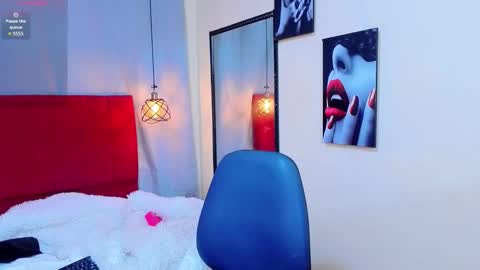 flor_gil online show from 03-25-26, 03:45