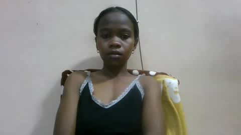 flora48230522373 online show from 05-19-26, 02:51