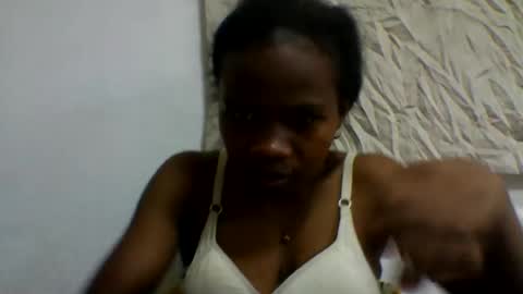 Snapshot of flora48230522373 chatting on 07-18-26, 11:36 flora48230522373 online show from 07-18-26, 11:36