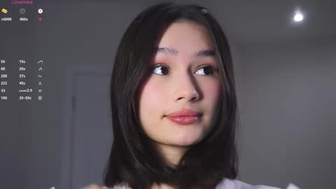 Viola online show from 11-25-25, 06:02