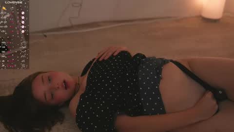 Snapshot of floret_joy chatting on 03-02-25, 11:53 ALICE online show from 03-02-25, 11:53