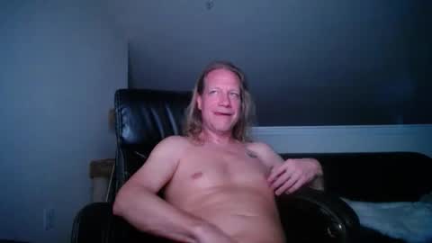 Snapshot of floridacat017 chatting on 02-16-26, 03:35 Double-D online show from 02-16-26, 03:35