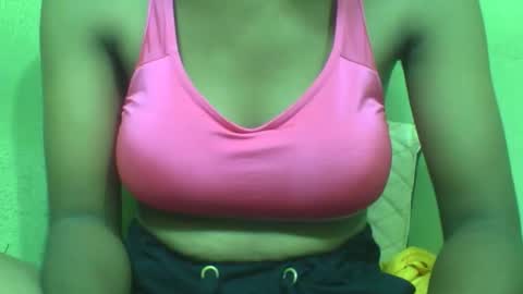 florine592953 online show from 02-03-26, 05:05