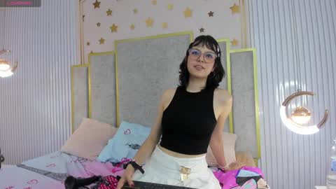 Dulce online show from 12-30-24, 02:31