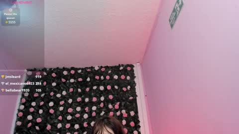 Dulce online show from 02-22-25, 05:35