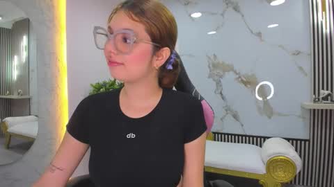 Dulce online show from 09-16-25, 10:38