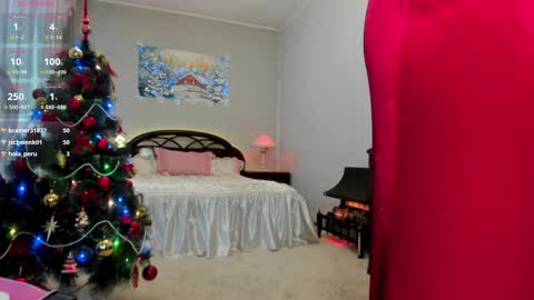 Snapshot of flower_nicole chatting on 12-11-24, 04:49 Nicole online show from 12-11-24, 04:49