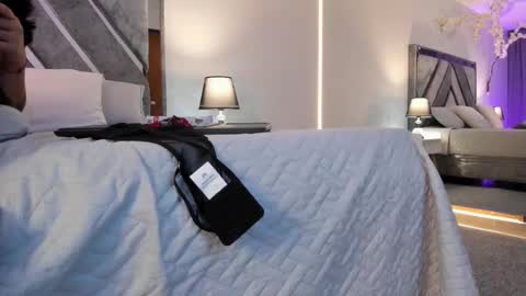 Its a pleasure to meet you. Im Flower. Help me reach 1k. Follow me. online show from 09-28-25, 12:16