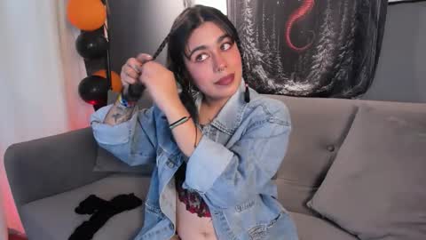 Its a pleasure to meet you. Im Flower. Help me reach 1k. Follow me. online show from 10-11-25, 12:04