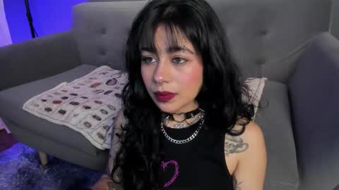 Snapshot of flower_smith_ chatting on 03-10-26, 12:10 Its a pleasure to meet you. Im Flower. Help me reach 1k. Follow me. online show from 03-10-26, 12:10