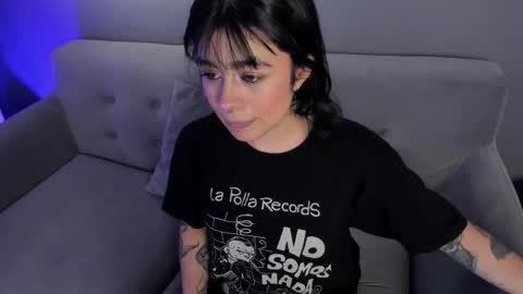 Snapshot of flower_smith_ chatting on 03-12-26, 11:49 Its a pleasure to meet you. Im Flower. Help me reach 1k. Follow me. online show from 03-12-26, 11:49