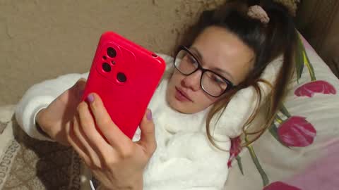 Snapshot of flowercandydoll13 chatting on 12-14-24, 07:36 say meow and send tip online show from 12-14-24, 07:36