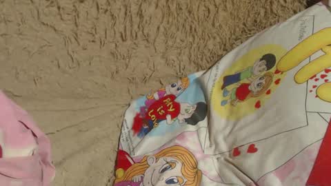 Snapshot of flowercandydoll13 chatting on 12-28-24, 03:37 say meow and send tip online show from 12-28-24, 03:37