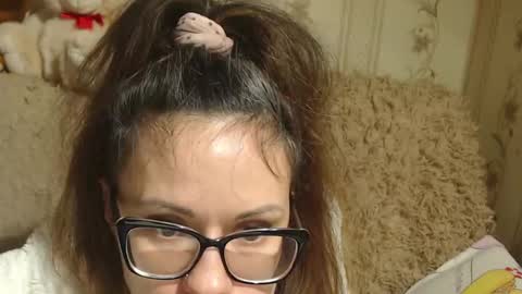 Snapshot of flowercandydoll13 chatting on 01-25-25, 05:30 say meow and send tip online show from 01-25-25, 05:30