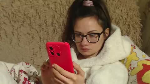 Snapshot of flowercandydoll13 chatting on 02-09-25, 03:56 say meow and send tip online show from 02-09-25, 03:56
