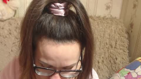 Snapshot of flowercandydoll13 chatting on 02-21-25, 10:39 say meow and send tip online show from 02-21-25, 10:39