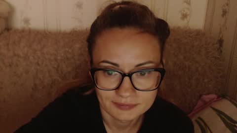 Snapshot of flowercandydoll13 chatting on 09-20-25, 10:27 say meow and send tip online show from 09-20-25, 10:27