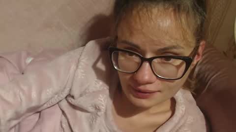 say meow and send tip  online show from 10-22-25, 06:29