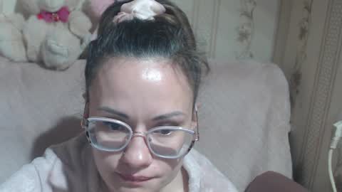 say meow and send tip  online show from 04-06-26, 12:06
