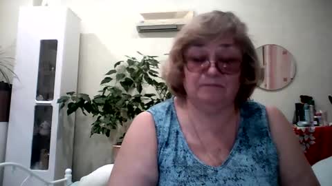 Flowerlower online show from 02-11-25, 07:59