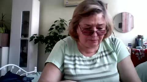 Flowerlower online show from 02-17-25, 12:38