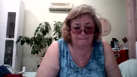 Flowerlower online show from 02-19-25, 05:38