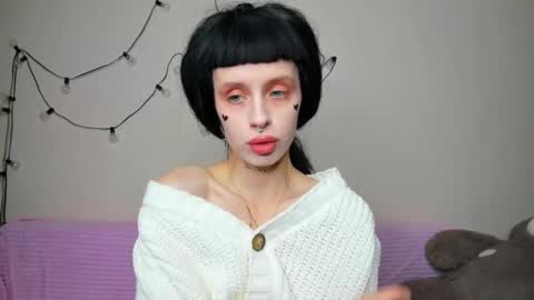 Snapshot of flowerofsin2001 chatting on 10-10-25, 03:00 Flower online show from 10-10-25, 03:00