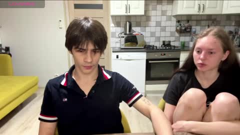 flowerscouple online show from 05-02-26, 10:15