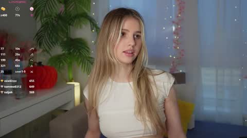 Adeline online show from 03-10-25, 02:37