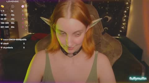 Snapshot of fluffy_muffin3 chatting on 03-06-25, 10:15 Agatha online show from 03-06-25, 10:15