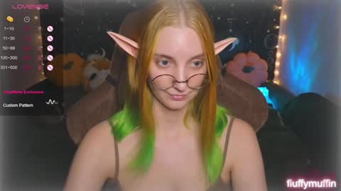 Snapshot of fluffy_muffin3 chatting on 09-17-25, 03:57 Agatha online show from 09-17-25, 03:57