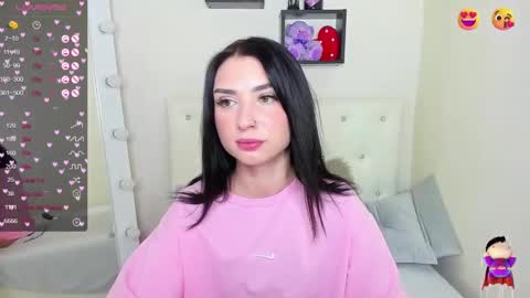 Lina online show from 12-06-24, 11:47