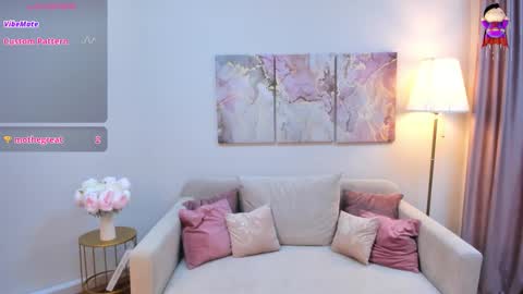 Lina online show from 03-26-26, 11:43