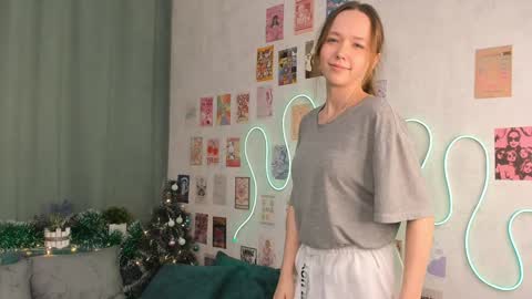 Polly online show from 12-28-24, 10:34