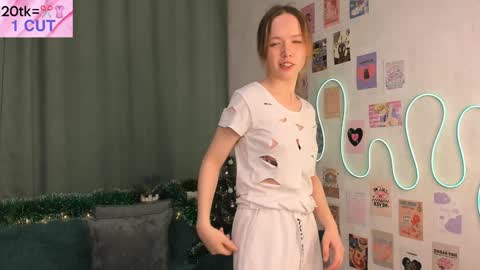 Polly online show from 12-29-24, 01:34
