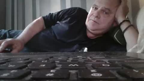 fofodi online show from 11-12-25, 11:21