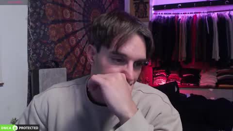 Folleti online show from 11-24-25, 11:04