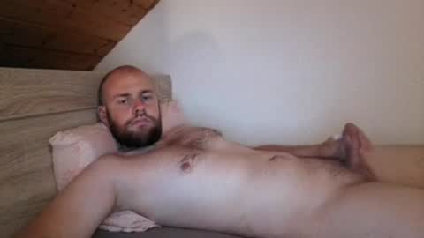 Snapshot of foniks96 chatting on 06-27-26, 12:22 Martin Grob online show from 06-27-26, 12:22