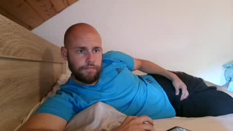 Snapshot of foniks96 chatting on 07-12-26, 07:32 Martin Grob online show from 07-12-26, 07:32