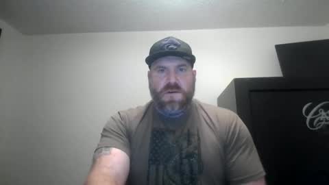 Snapshot of footballtroyg chatting on 11-24-25, 11:04 footballtroyg online show from 11-24-25, 11:04