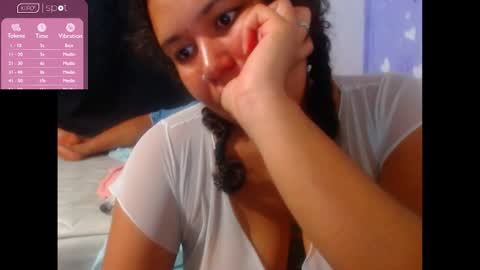 Snapshot of forbidden_games__ chatting on 11-09-25, 03:05 emely and felix online show from 11-09-25, 03:05