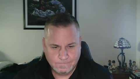 Snapshot of foreplayman22 chatting on 12-21-24, 10:40 foreplayman22 online show from 12-21-24, 10:40