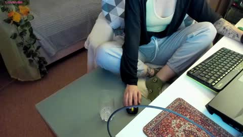 Snapshot of forest_lina chatting on 01-12-25, 03:03 online show from 01-12-25, 03:03