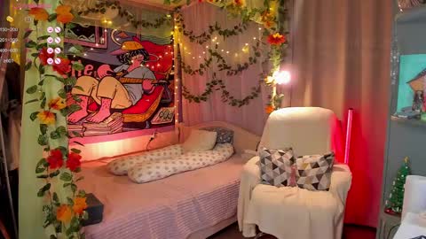 Snapshot of forest_lina chatting on 02-16-25, 04:10 online show from 02-16-25, 04:10