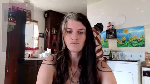 forestdarling online show from 11-30-25, 08:35